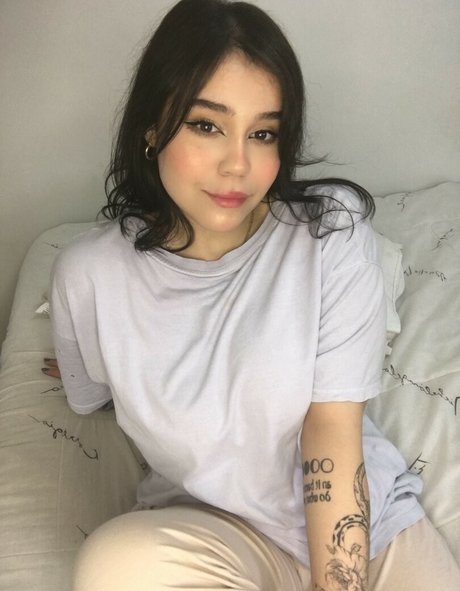 Foto di nudo di fuga di OnlyFans di Ninacelli