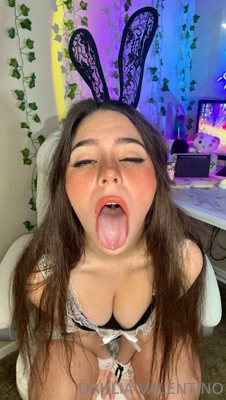 Foto di nudo di fuga di OnlyFans di Dahliavalentino