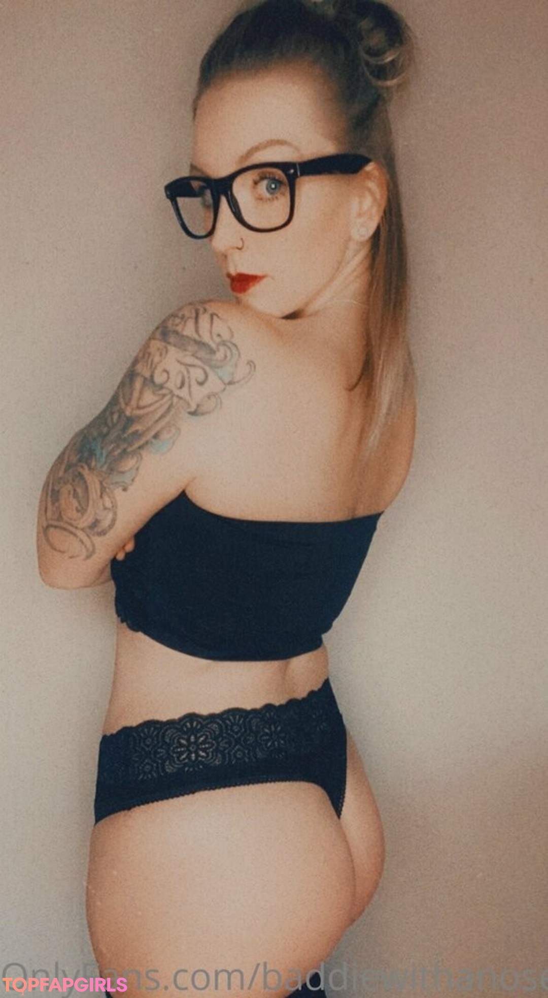 Foto di nudo di fuga di OnlyFans di Baddiewithanosering #22 Foto di nudo di fuga di OnlyFans di Baddiewithanosering #22