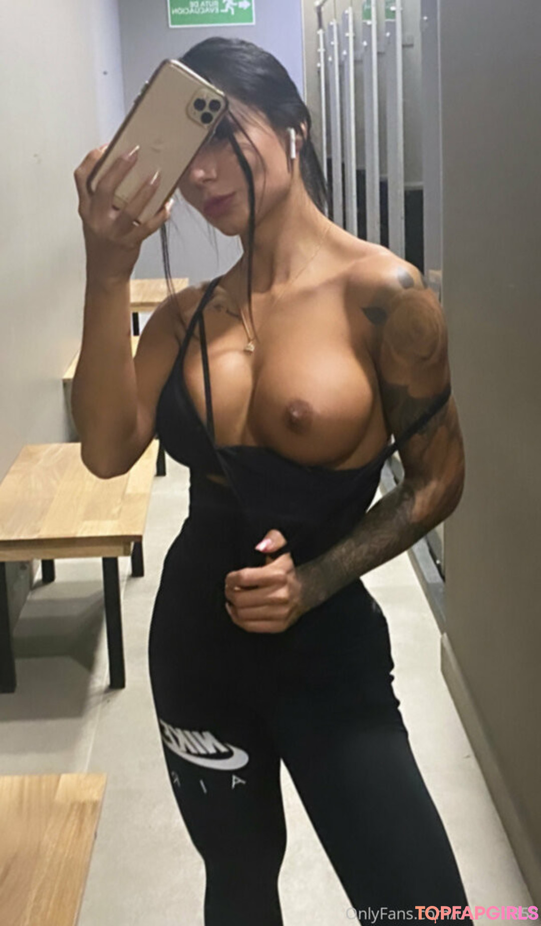 Foto di nudo di fuga di OnlyFans di Diana Rivera #11 Foto di nudo di fuga di OnlyFans di Diana Rivera #11