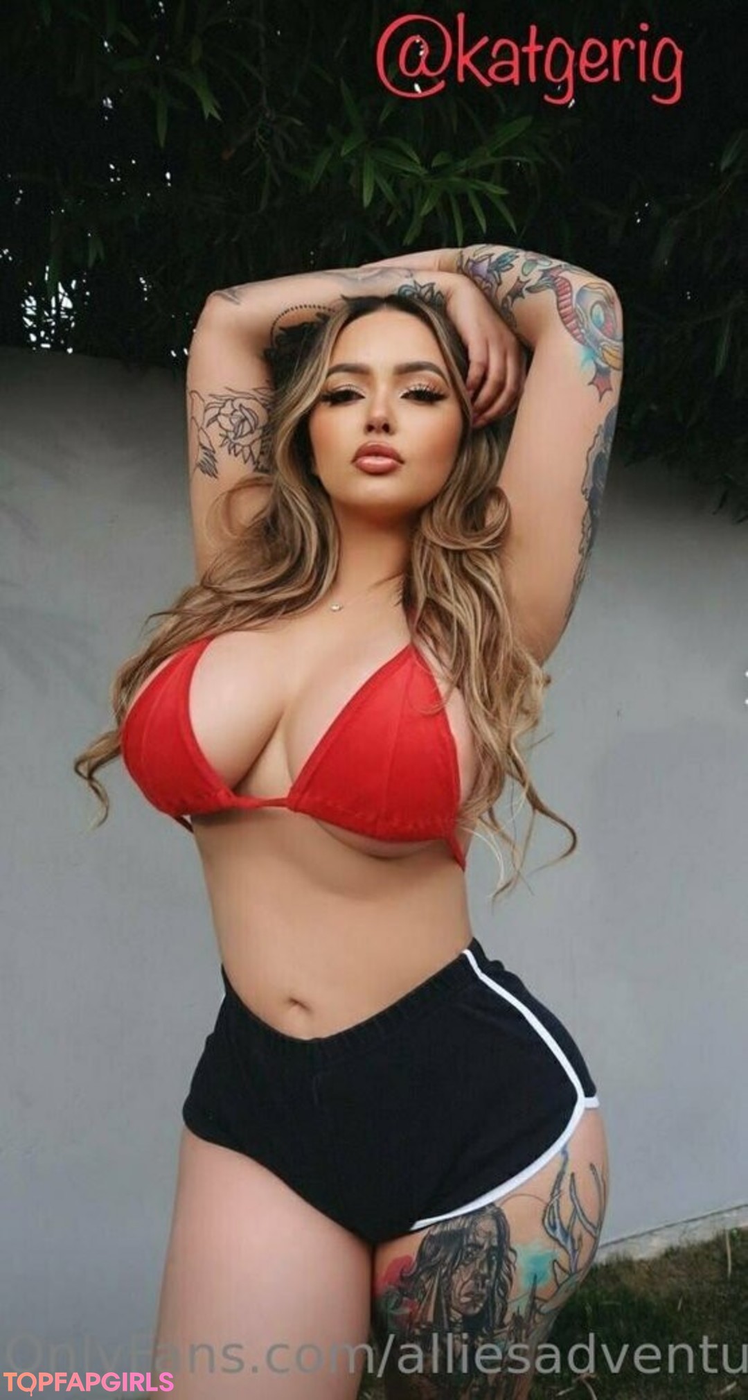 Foto di nudo di fuga di OnlyFans di Alliesadventures #61 Foto di nudo di fuga di OnlyFans di Alliesadventures #61