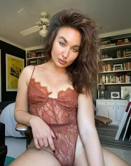Foto di nudo di fuga di OnlyFans di Littlefoxiee