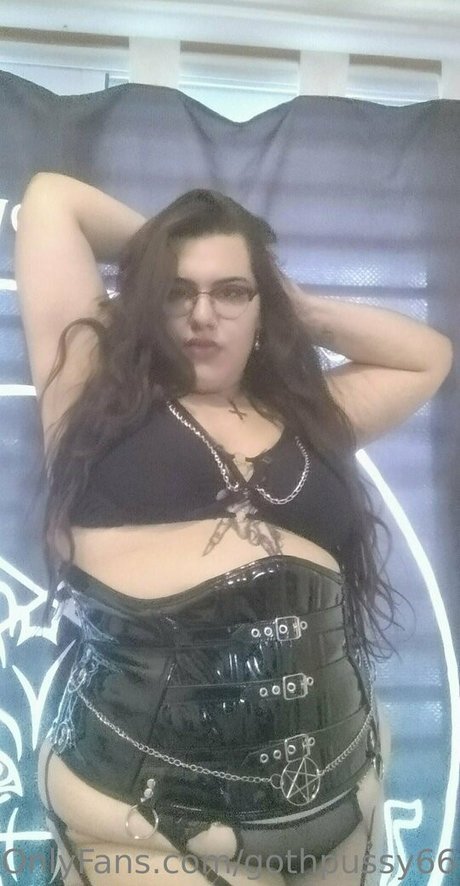 Foto di nudo di fuga di OnlyFans di Darkvenusbbw