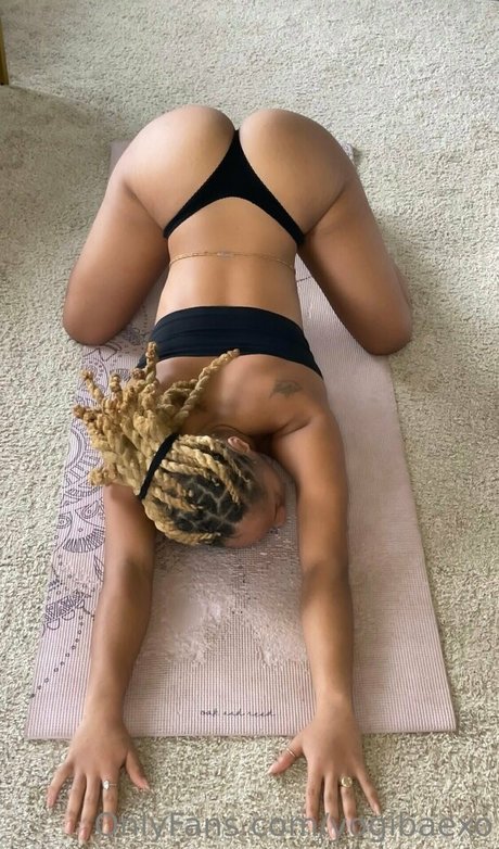 Foto di nudo di fuga di OnlyFans di Yogibaexo