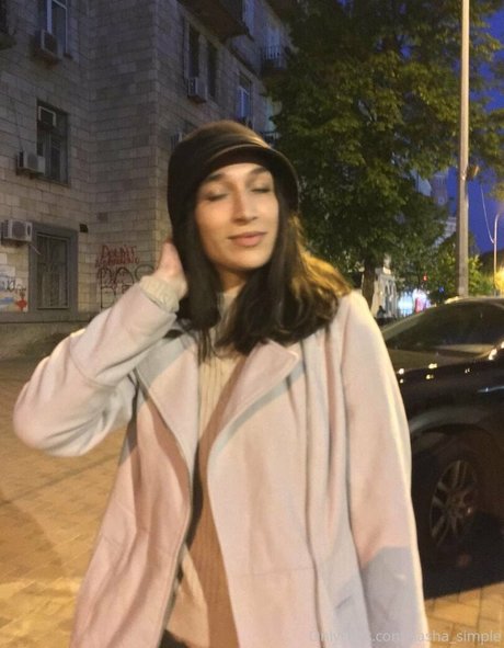 Foto di nudo di fuga di OnlyFans di Sashasimple