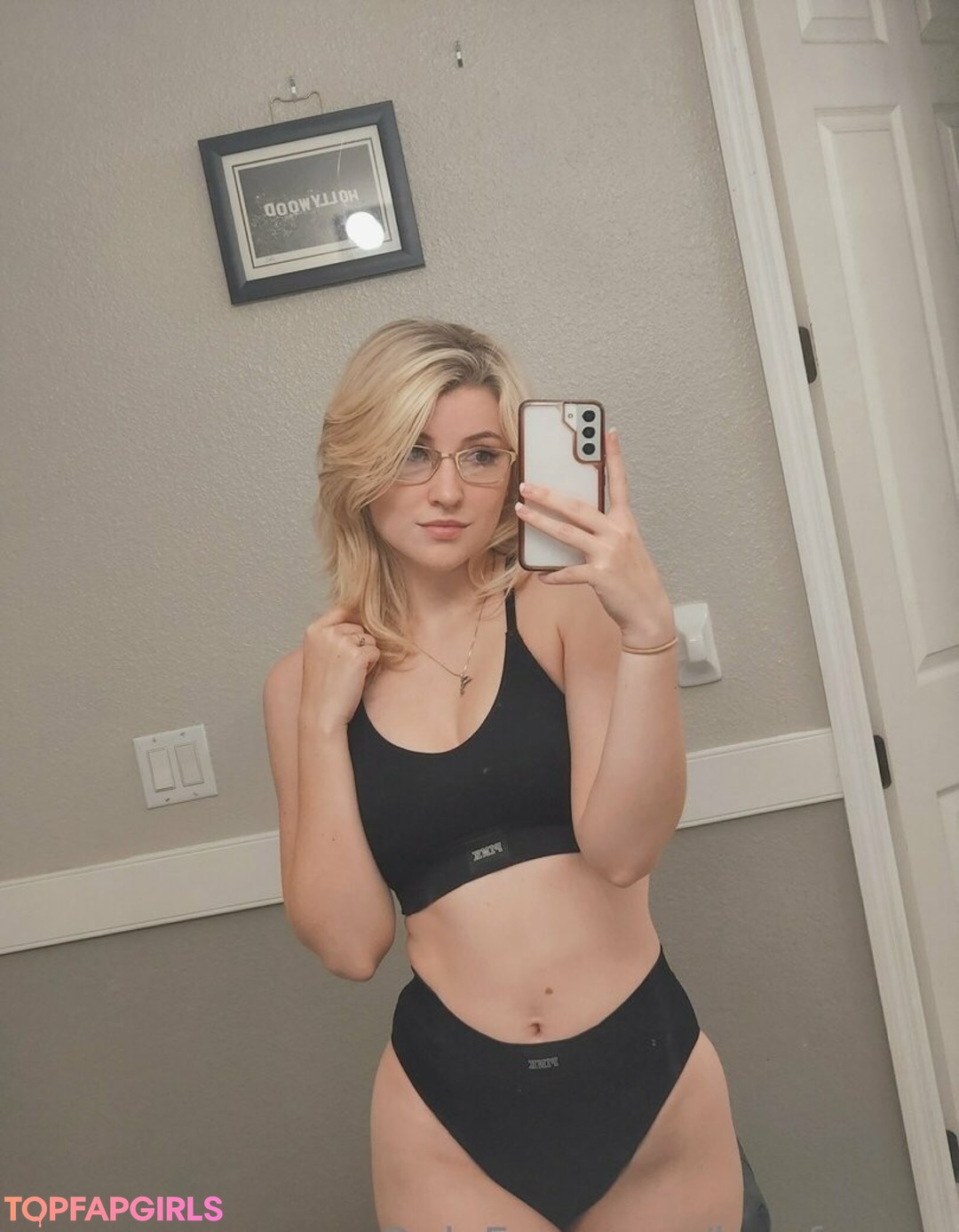 Foto di nudo di fuga di OnlyFans di Lexie Grace Love #268 Foto di nudo di fuga di OnlyFans di Lexie Grace Love #268