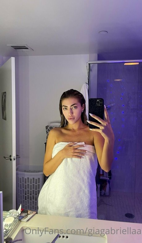 Foto di nudo di fuga di OnlyFans di Itsgigibabyyy