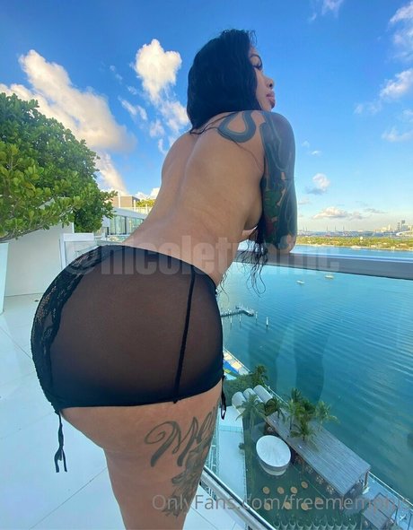 Foto di nudo di fuga di OnlyFans di Freememphis