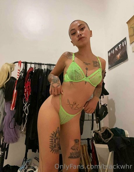 Foto di nudo di fuga di OnlyFans di Mystery666girl