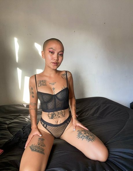 Foto di nudo di fuga di OnlyFans di Mystery666girl