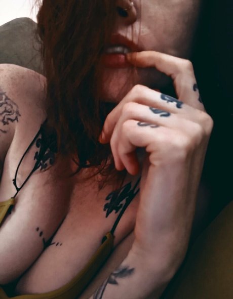 Foto di nudo di fuga di OnlyFans di Harpermae