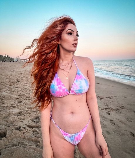 Foto di nudo di fuga di OnlyFans di Nicole Simone