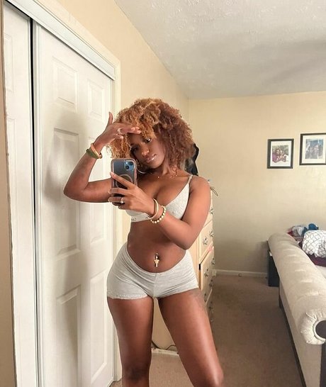 Foto di nudo di fuga di OnlyFans di Xorockyox7
