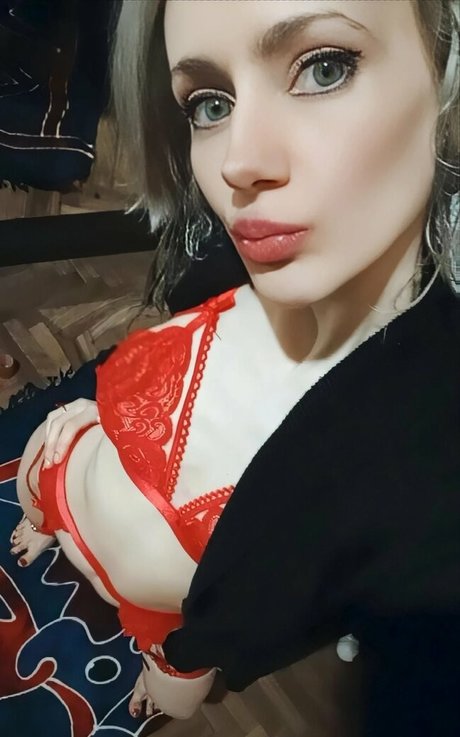 Foto di nudo di fuga di OnlyFans di Kitana98