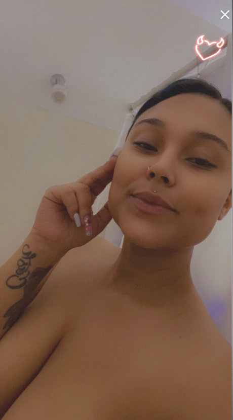 Foto di nudo di fuga di OnlyFans di Badiezbbw92