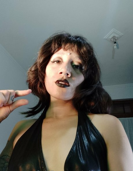Foto di nudo di fuga di OnlyFans di Mistresswinona