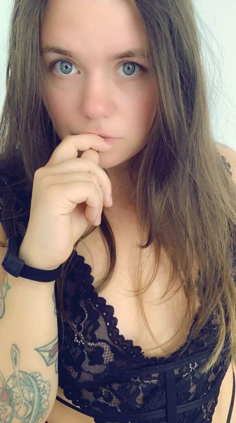 Foto di nudo di fuga di OnlyFans di Onlysnuchifree