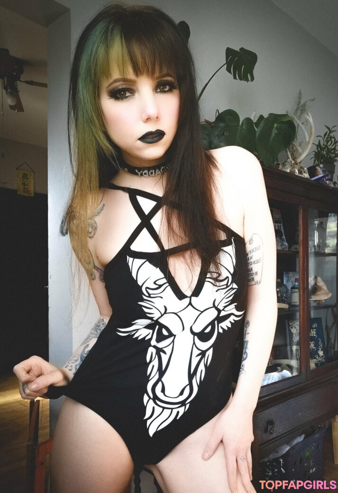 Foto di nudo di fuga di OnlyFans di Lavenderbloodlustfree #60 Foto di nudo di fuga di OnlyFans di Lavenderbloodlustfree #60