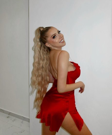 Foto di nudo di fuga di OnlyFans di Violet Benson
