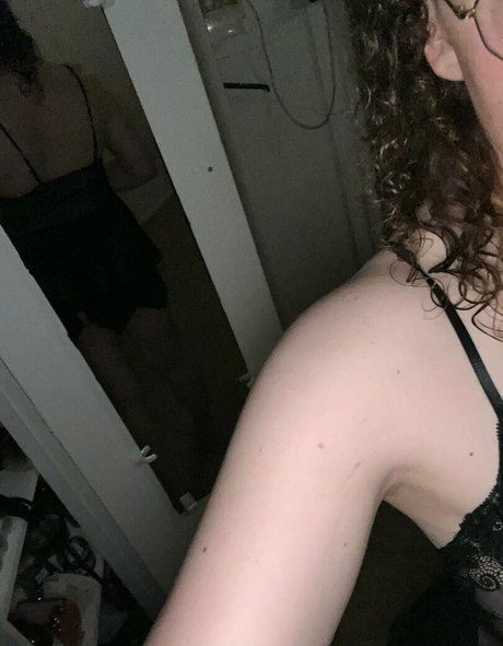 Foto di nudo di fuga di OnlyFans di Jazeclairof
