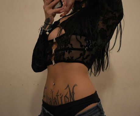 Foto di nudo di fuga di OnlyFans di Marlen19