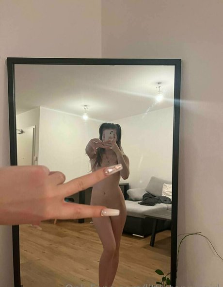 Foto di nudo di fuga di OnlyFans di Littletennisgirl