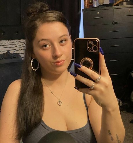 Victoriapetersen30