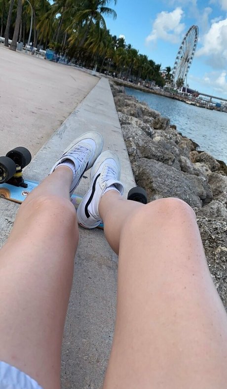 Foto di nudo di fuga di OnlyFans di Skyrierose