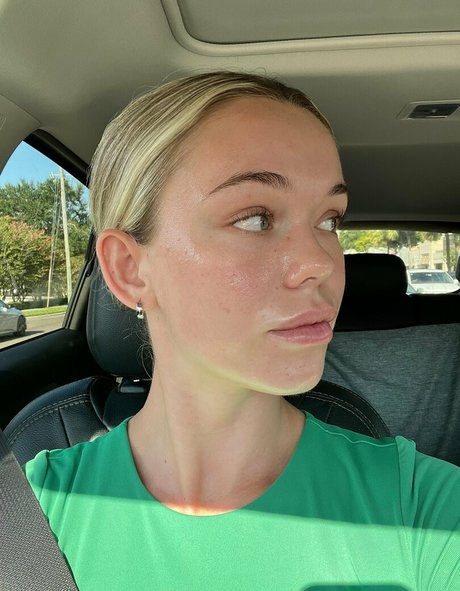 Foto di nudo di fuga di OnlyFans di Movewithmeredith