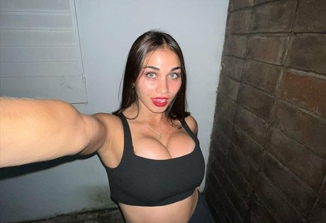 Foto di nudo di fuga di OnlyFans di Natiimassi