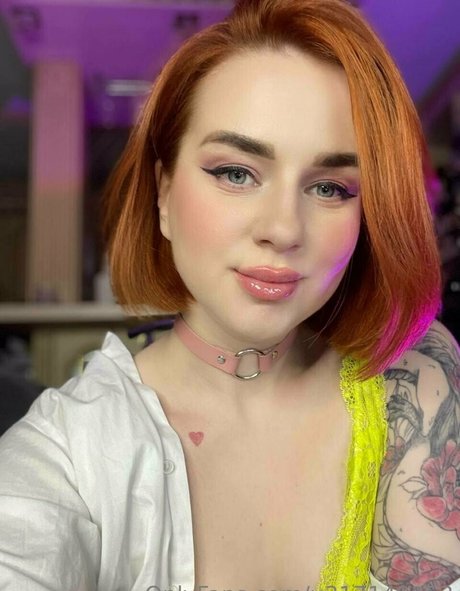 Foto di nudo di fuga di OnlyFans di Sarahholland