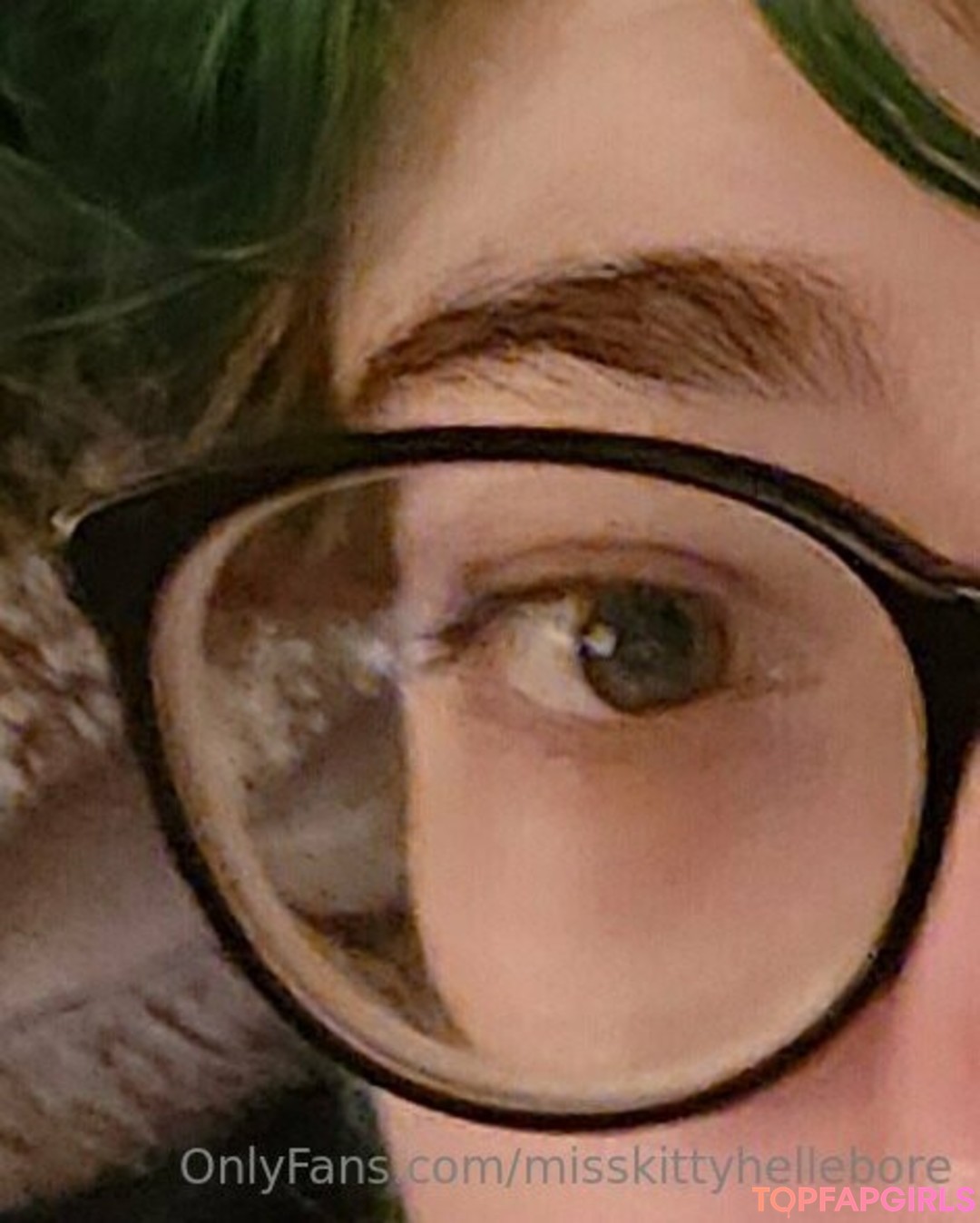 Foto di nudo di fuga di OnlyFans di Misskittyhellebore #5 Foto di nudo di fuga di OnlyFans di Misskittyhellebore #5