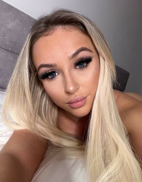 Foto di nudo di fuga di OnlyFans di Sophielouise1x