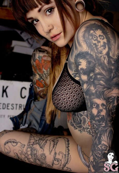 Elle Stranger