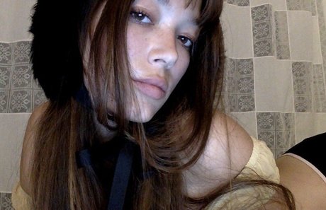 Foto di nudo di fuga di OnlyFans di Isabel May