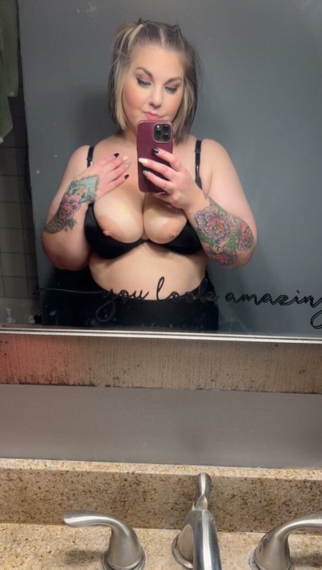 Foto di nudo di fuga di OnlyFans di Ms 9032