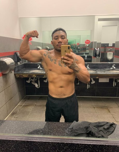 Foto di nudo di fuga di OnlyFans di Asianfromtheislands