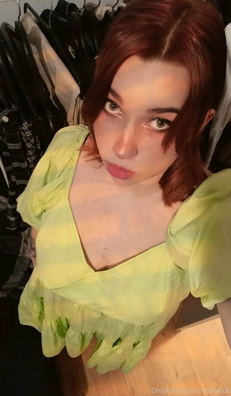 Foto di nudo di fuga di OnlyFans di Hiitsivyyy