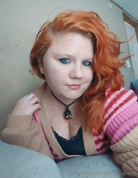 Foto di nudo di fuga di OnlyFans di Rhiannonmz