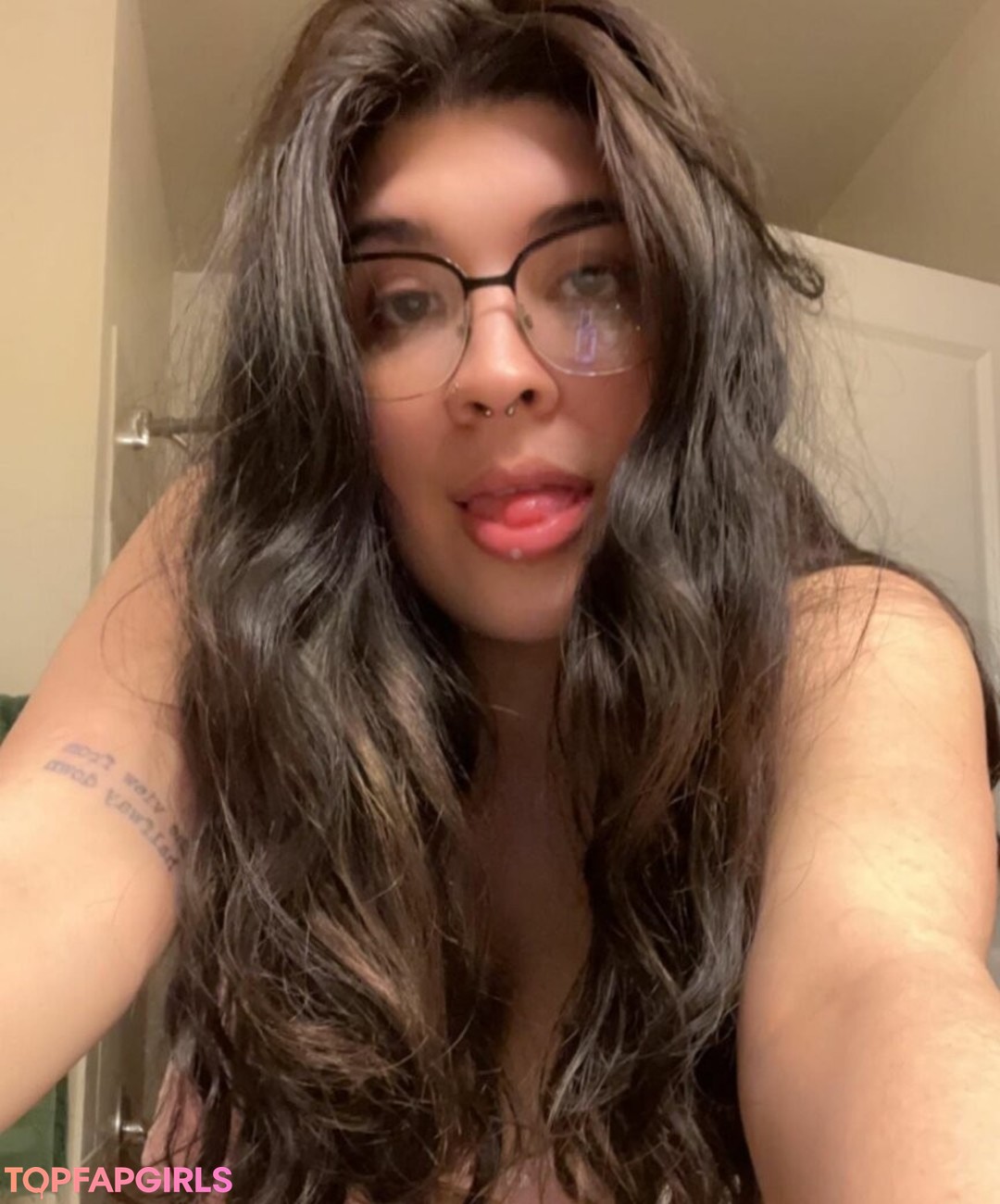 Foto di nudo di fuga di OnlyFans di Iiijiggles #8 Foto di nudo di fuga di OnlyFans di Iiijiggles #8