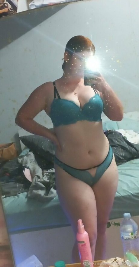 Foto di nudo di fuga di OnlyFans di Genevieveellis