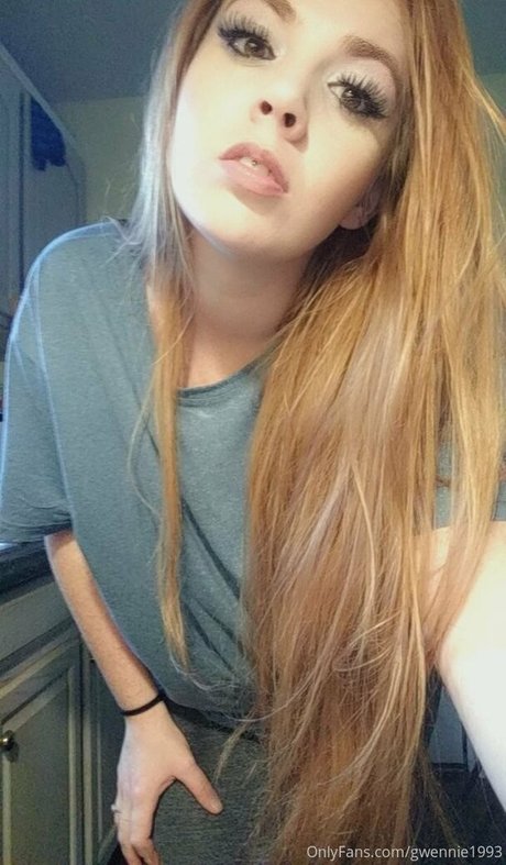 Foto di nudo di fuga di OnlyFans di Gwennie1993