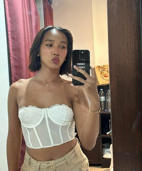 Foto di nudo di fuga di OnlyFans di Ladyboy May Thanya
