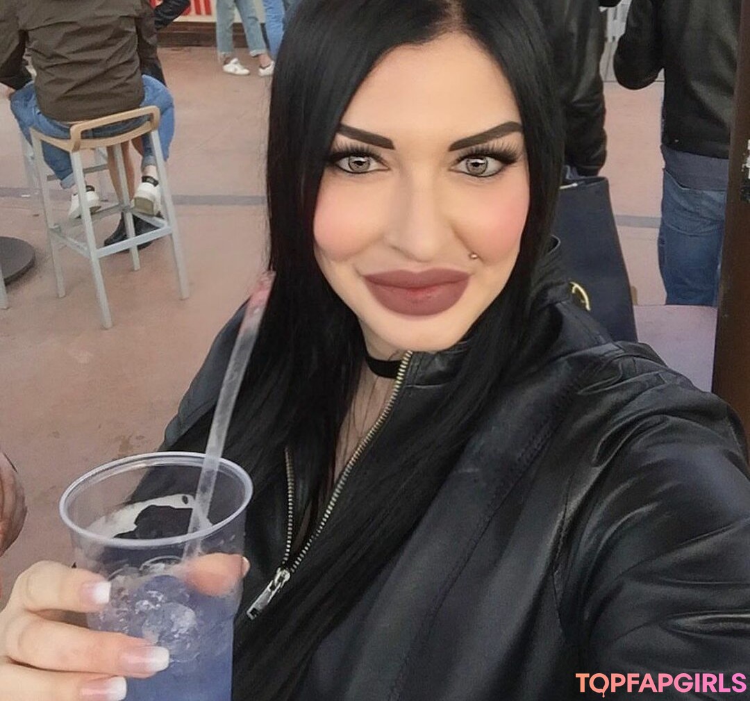 Foto di nudo di fuga di OnlyFans di Elisabettamediterraneagirl #3 Foto di nudo di fuga di OnlyFans di Elisabettamediterraneagirl #3