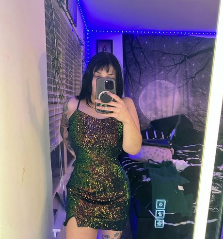 Foto di nudo di fuga di OnlyFans di Horrorwh0re