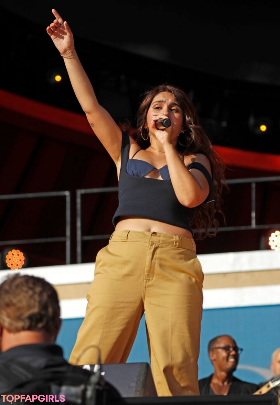 Foto di nudo di fuga di OnlyFans di Alessia Cara #175 Foto di nudo di fuga di OnlyFans di Alessia Cara #175