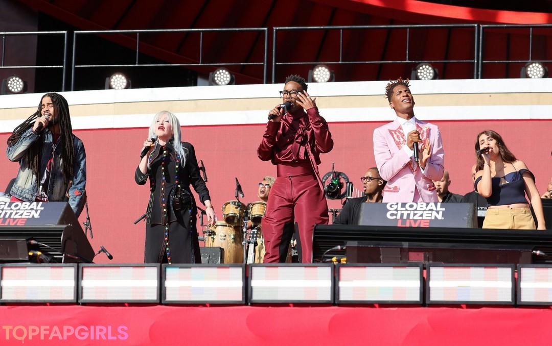 Foto di nudo di fuga di OnlyFans di Alessia Cara #56 Foto di nudo di fuga di OnlyFans di Alessia Cara #56