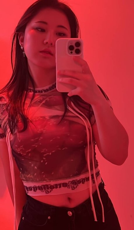 Foto di nudo di fuga di OnlyFans di Jisuartist