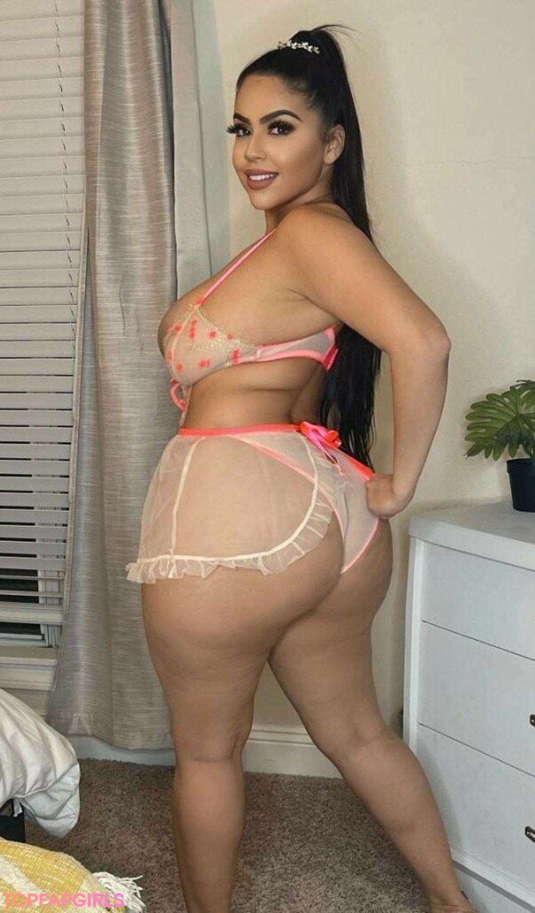 Foto di nudo di fuga di OnlyFans di Jessenia Rebecca #15 Foto di nudo di fuga di OnlyFans di Jessenia Rebecca #15