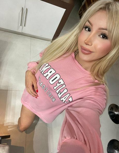 Foto di nudo di fuga di OnlyFans di Lunacats